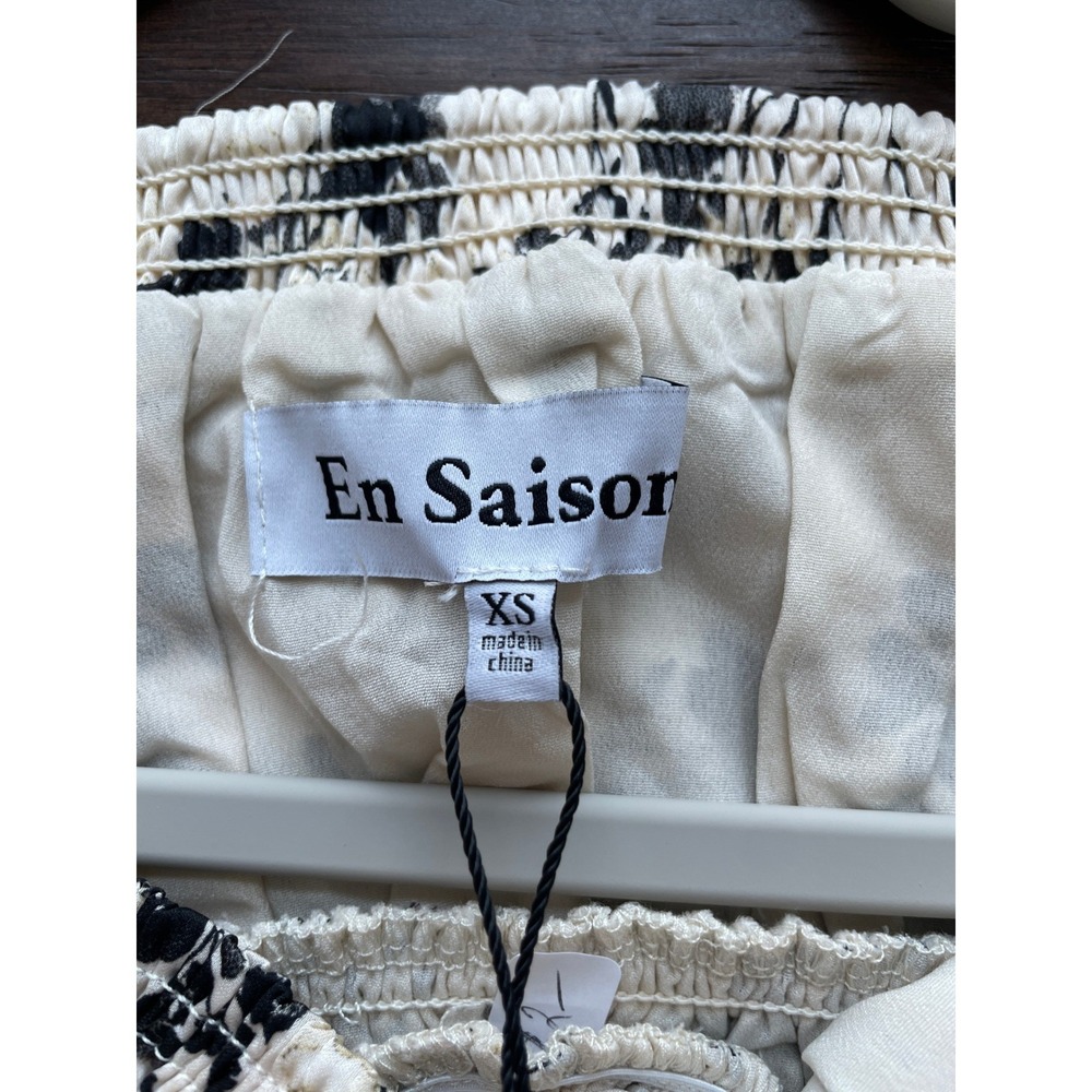 En Saison Floral Smocked Top Women's XS Cream Black Puff Sleeve Cottagecore NWT - Picture 5 of 7